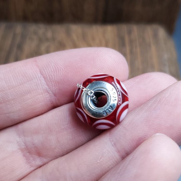 18 Inch Sterling Silver Red Glass Pandora Bead Pendant Necklace - Picture 3 of 7